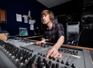 Audio Advertising Giving you the Competitive Advantage